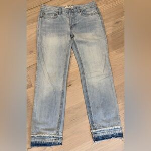 We The Free People 25 Cropped Jeans Light Blue Denim Frayed